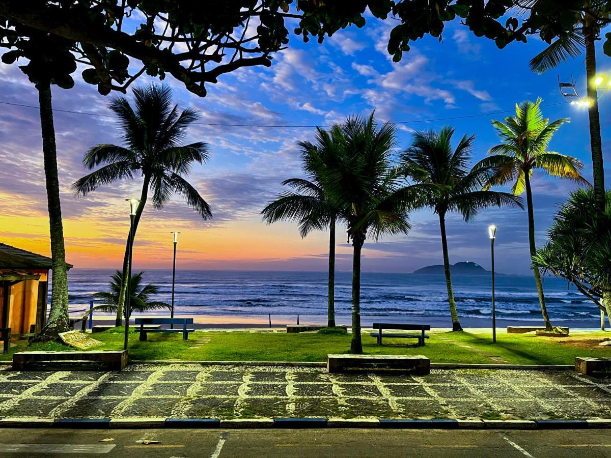 Frente Pro Mar - B - Praia Do Tombo - Beachfront Leilighet Guarujá Eksteriør bilde